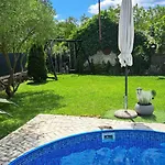 Anitas Place By Guide * Jusici