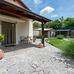 Anitas Place By Guide * Jusici