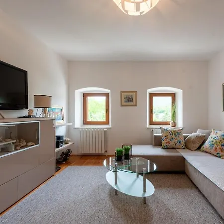Villa Anitas Place By Guide Jusici