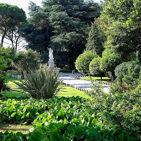 Anitas Place By Guide * Jusici