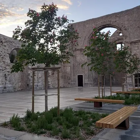 Vila Anitas Place By Guide *